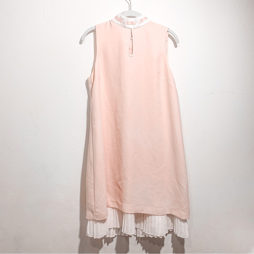 Nanette Lepore Pleated Hem Sleeveless Dress in Blush Pink and White size 8